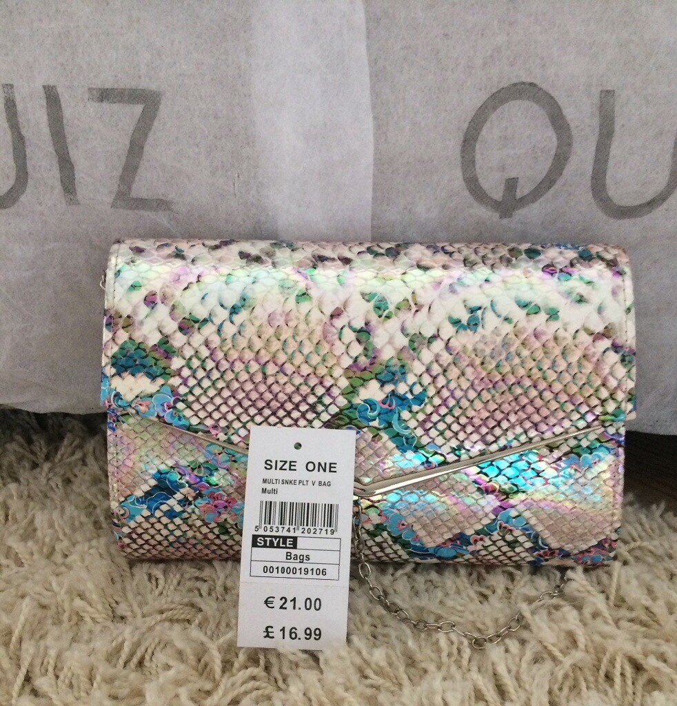 quiz shoes and matching bags